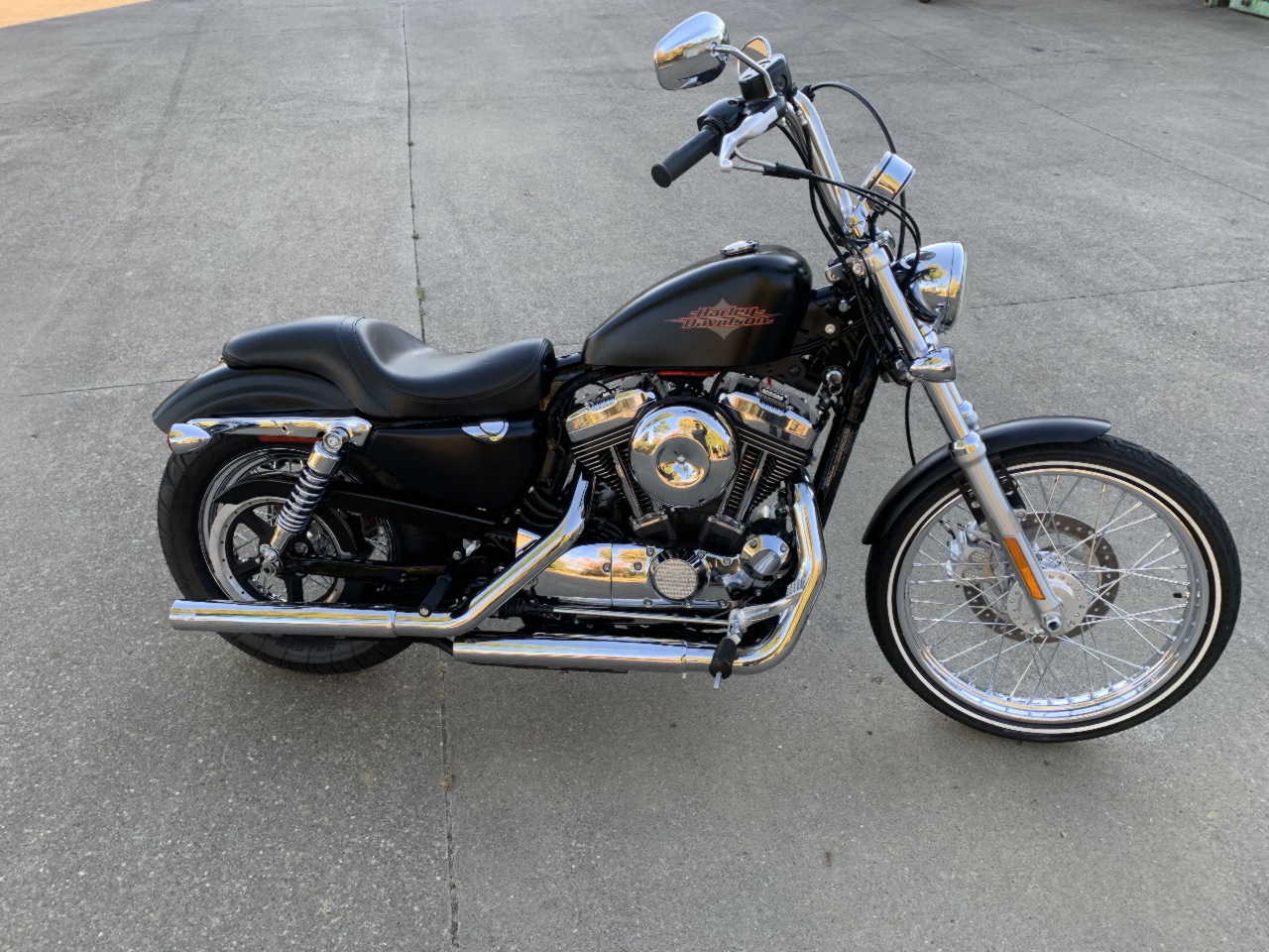 2014 Harley Davidson  XL1200V Sportster Seventy Two